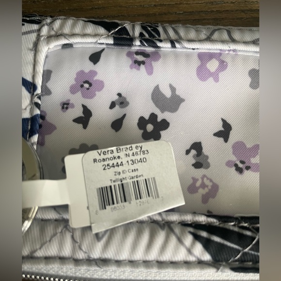 NWT Vera Bradley Performance Twill Zip ID in Twilight Garden - Picture 2 of 6